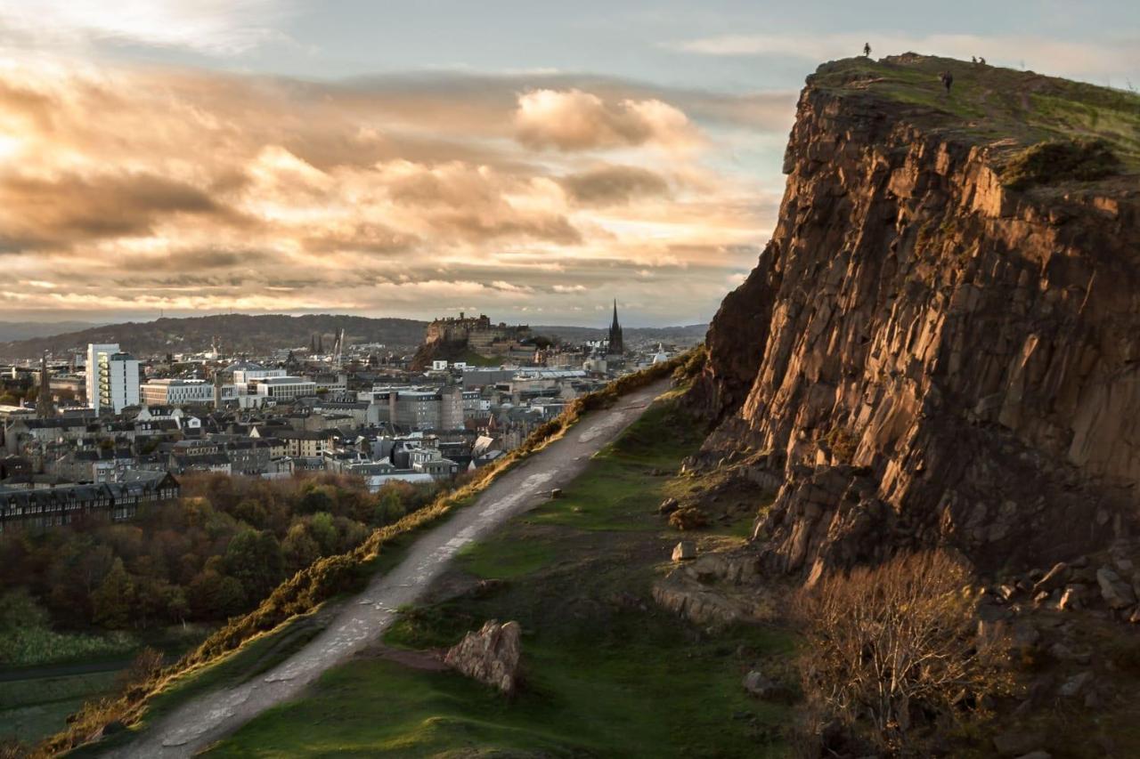 Spacious City Centre Family Room Edinburgh Dış mekan fotoğraf